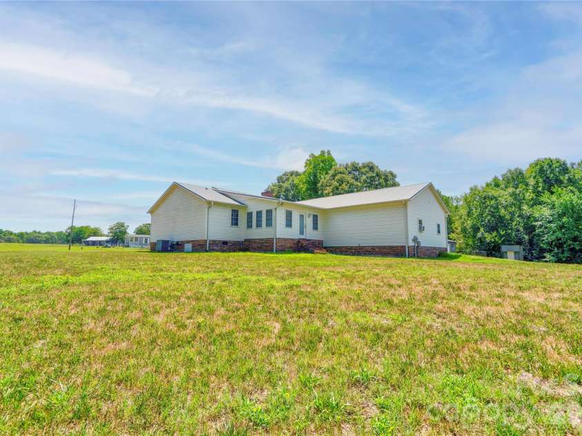 225 Westlee Street, Shelby, NC 28150.  MLS# CAR4398944, YatesRealty ID 37357. 