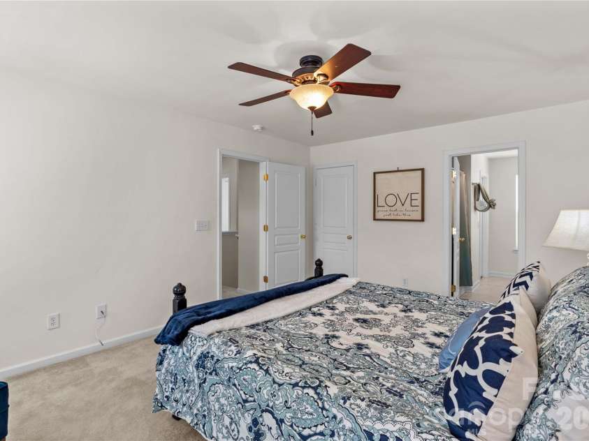 11148 Heritage Green Drive, Cornelius, NC 28031.  MLS# CAR4388818, YatesRealty ID 37358. 