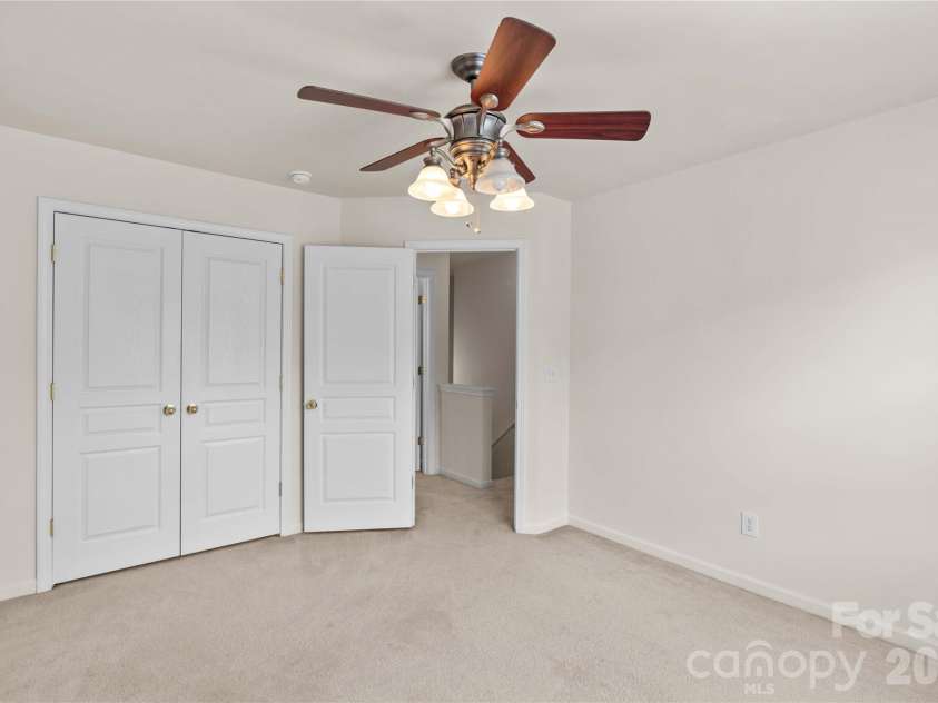 11148 Heritage Green Drive, Cornelius, NC 28031.  MLS# CAR4388818, YatesRealty ID 37358. 