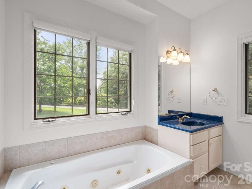 135 Buffalo Trail, Asheville, NC 28805.  MLS# CAR4394035, YatesRealty ID 37359. Primary