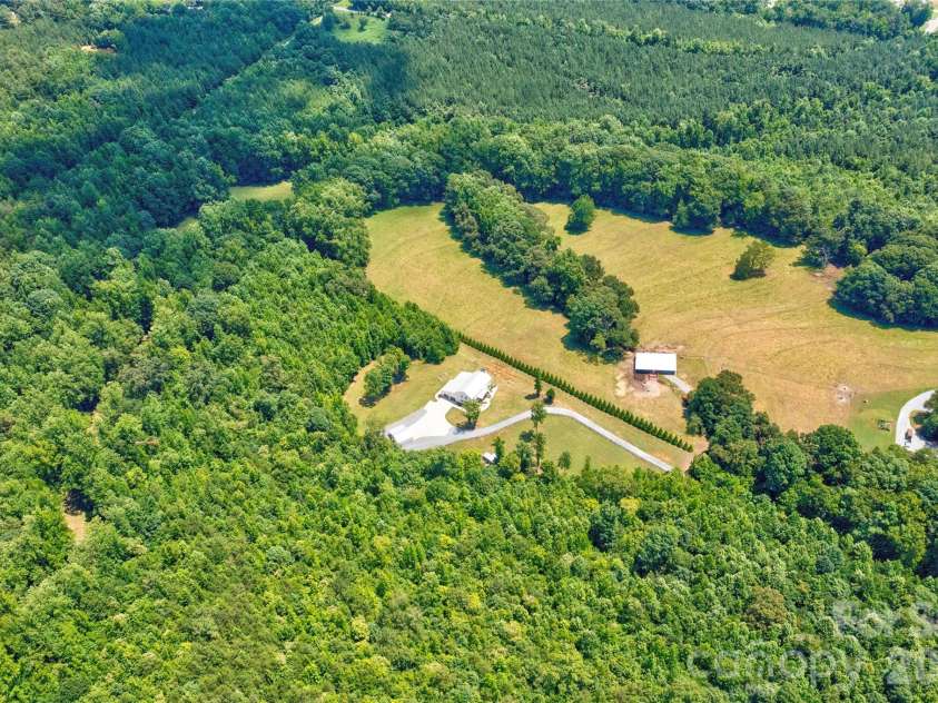 400 Bethany Road, Gastonia, NC 28052.  MLS# CAR4401419, YatesRealty ID 37361. 