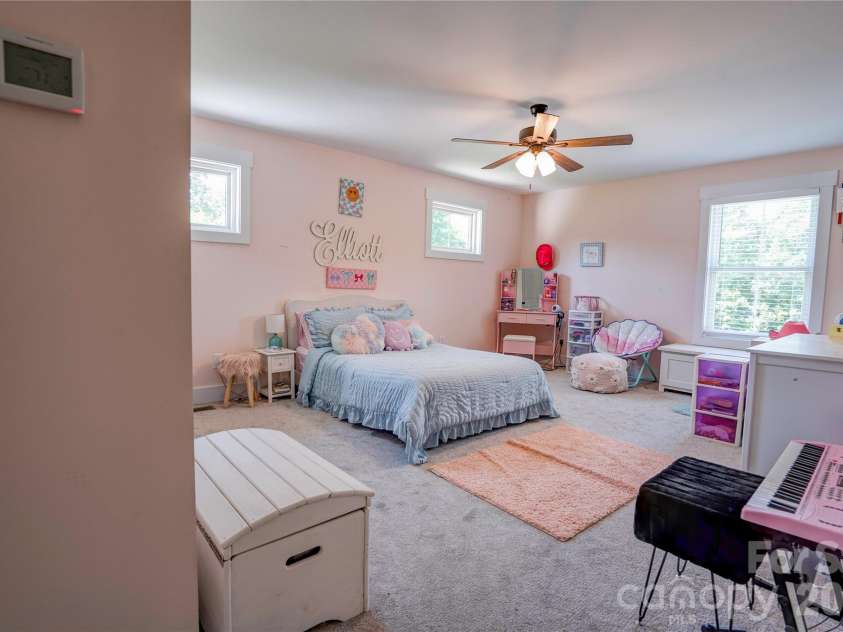 400 Bethany Road, Gastonia, NC 28052.  MLS# CAR4401419, YatesRealty ID 37361. 