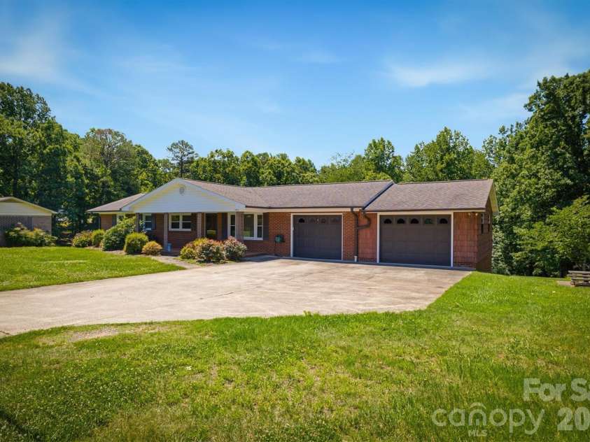 1256 Bethel Road, Morganton, NC 28655.  MLS# CAR4389672, YatesRealty ID 37362. 