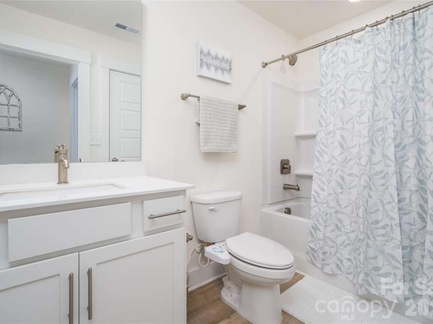 1452 Ardmore Drive, Sherrills Ford, NC 28673.  MLS# CAR4398237, YatesRealty ID 37364. 