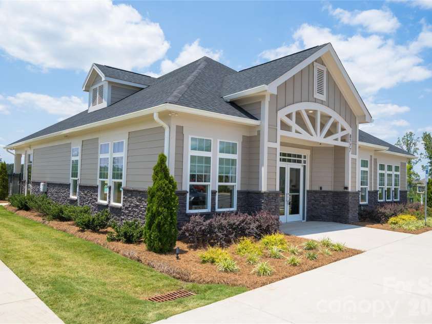 1452 Ardmore Drive, Sherrills Ford, NC 28673.  MLS# CAR4398237, YatesRealty ID 37364. LaurelBrook Amenities