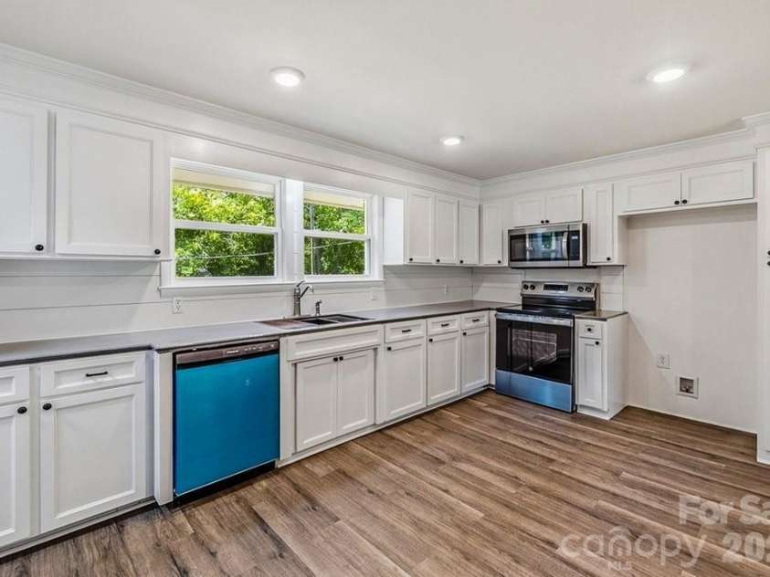 139 Forest Drive, Union, SC 29379.  MLS# CAR4402279, YatesRealty ID 37365. 