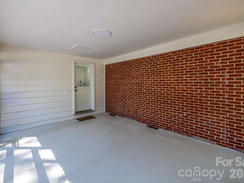 139 Forest Drive, Union, SC 29379.  MLS# CAR4402279, YatesRealty ID 37365. 