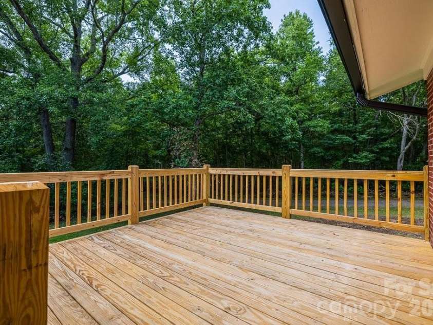 139 Forest Drive, Union, SC 29379.  MLS# CAR4402279, YatesRealty ID 37365. 