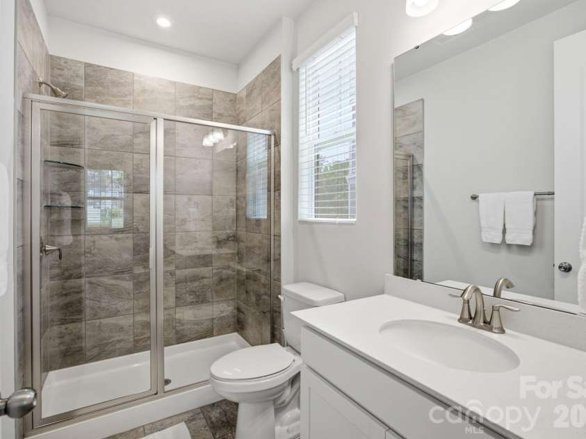 16716 Summers Walk Boulevard, Davidson, NC 28036.  MLS# CAR4399980, YatesRealty ID 37366. 