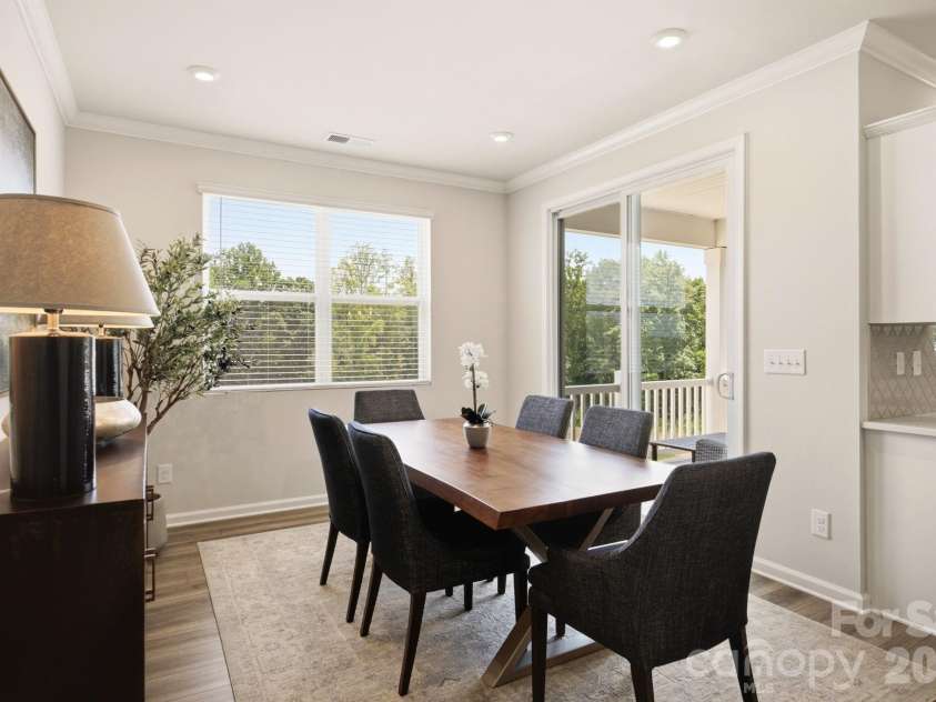 16716 Summers Walk Boulevard, Davidson, NC 28036.  MLS# CAR4399980, YatesRealty ID 37366. 