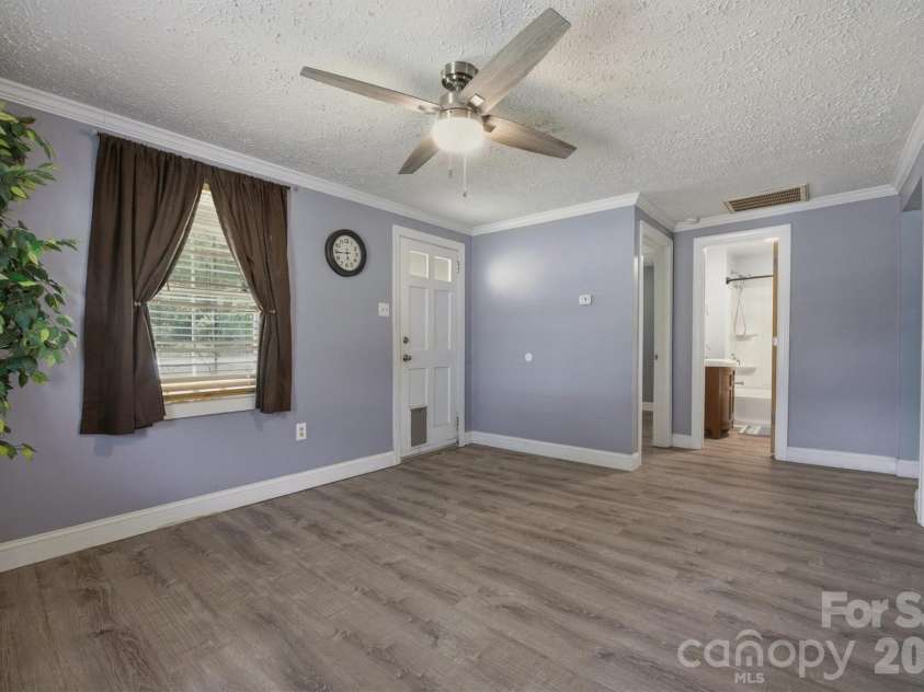 43 Highland Avenue, Granite Falls, NC 28630.  MLS# CAR4399795, YatesRealty ID 37367. 