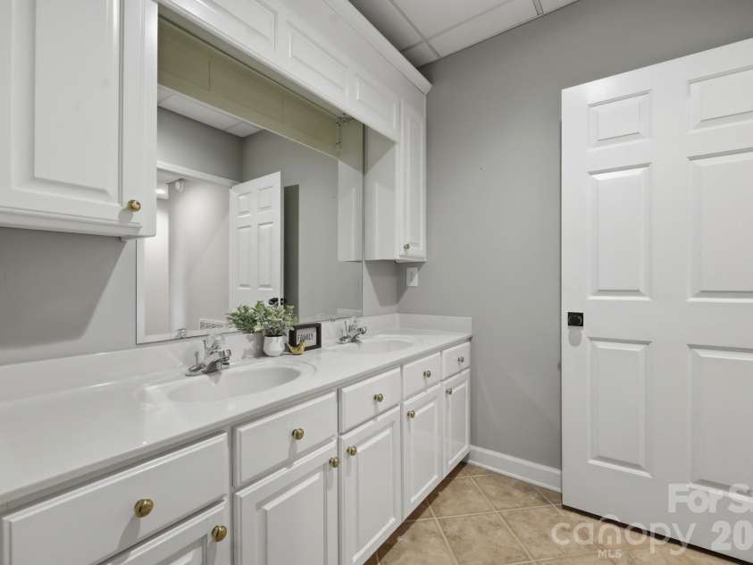 643 Landing Drive, Jefferson, NC 28640.  MLS# CAR4403187, YatesRealty ID 37369. Guest Bathroom #3 Basement