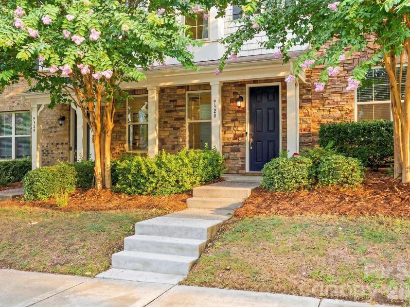 9320 Ainslie Downs Street, Charlotte, NC 28273.  MLS# CAR4403716, YatesRealty ID 37370. 