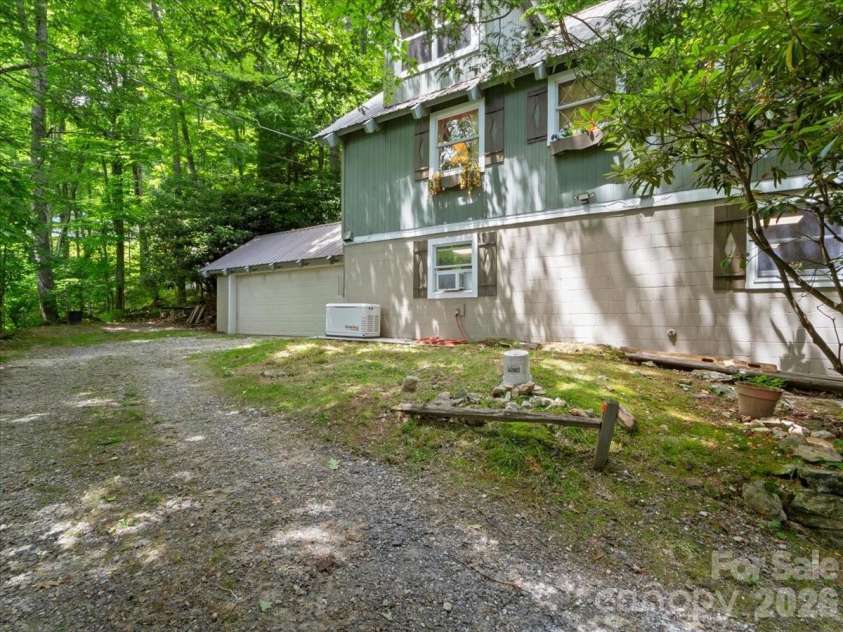 119 Fox Den Road, Mars Hill, NC 28754.  MLS# CAR4395864, YatesRealty ID 37372. 