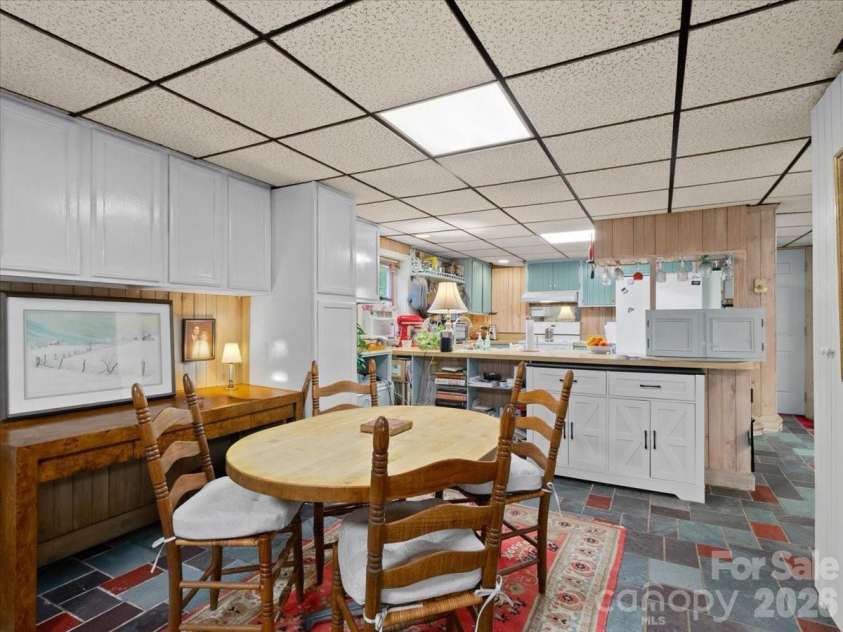 119 Fox Den Road, Mars Hill, NC 28754.  MLS# CAR4395864, YatesRealty ID 37372. 