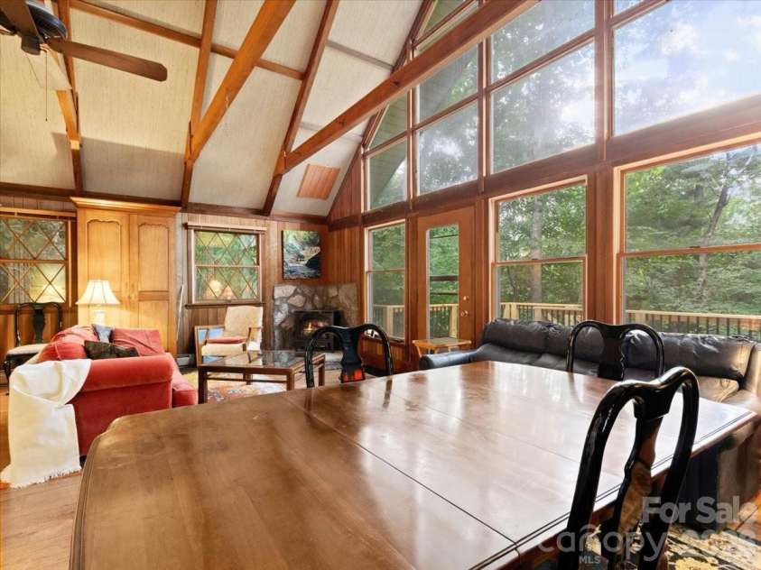 119 Fox Den Road, Mars Hill, NC 28754.  MLS# CAR4395864, YatesRealty ID 37372. 