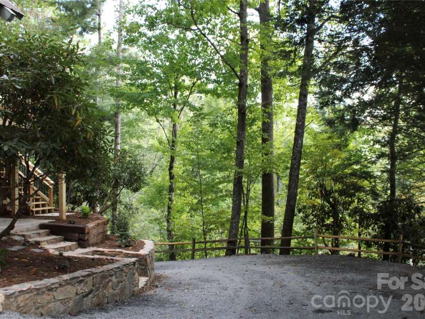 119 Fox Den Road, Mars Hill, NC 28754.  MLS# CAR4395864, YatesRealty ID 37372. 