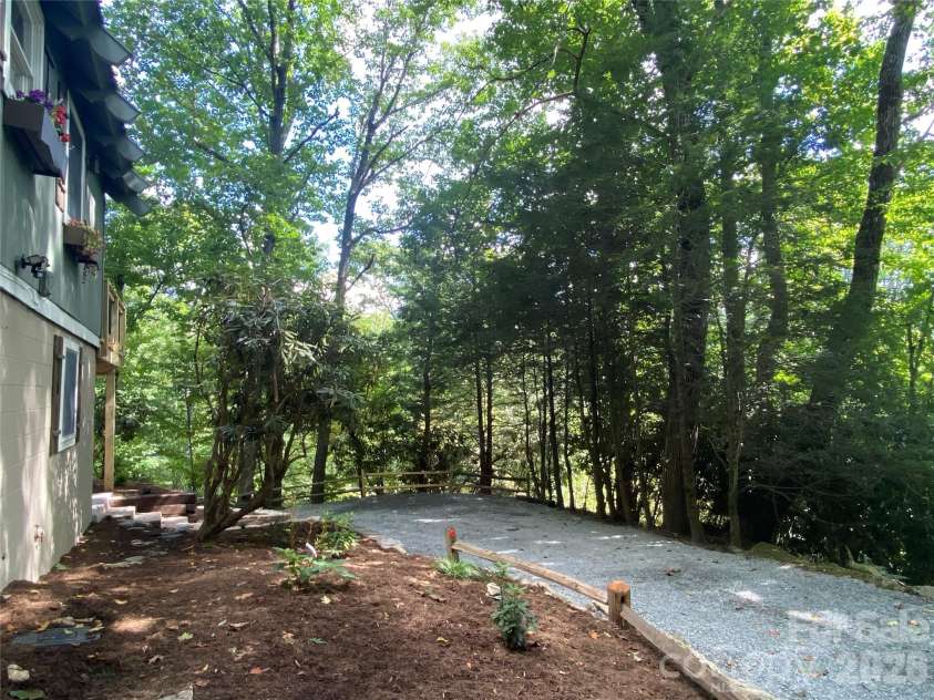 119 Fox Den Road, Mars Hill, NC 28754.  MLS# CAR4395864, YatesRealty ID 37372. 