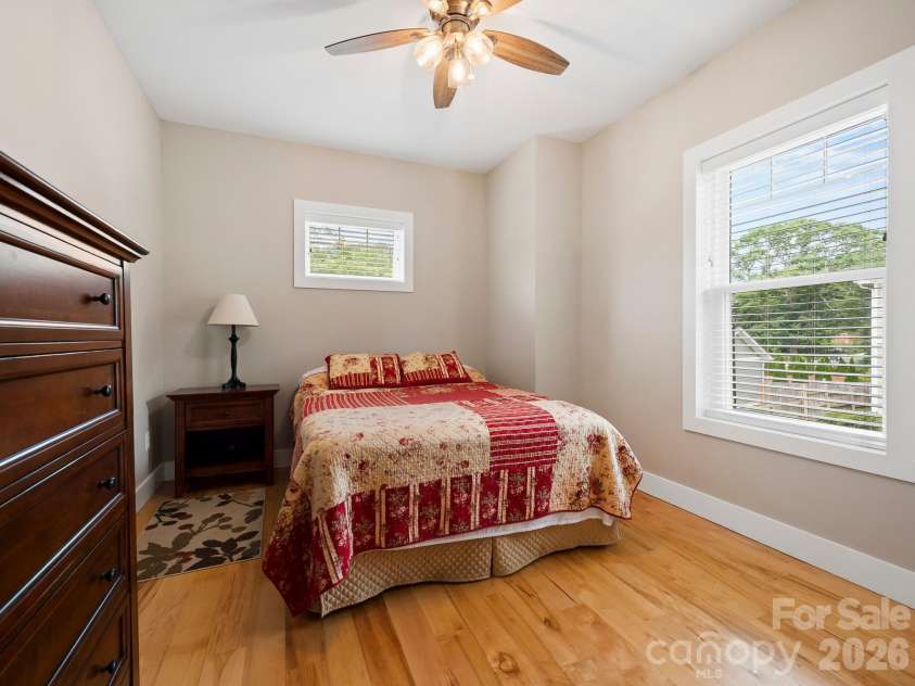 7 May Street, Asheville, NC 28803.  MLS# CAR4398974, YatesRealty ID 37373. 