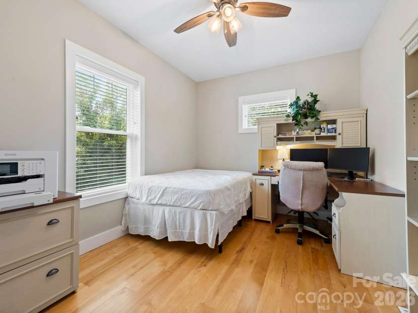 7 May Street, Asheville, NC 28803.  MLS# CAR4398974, YatesRealty ID 37373. 