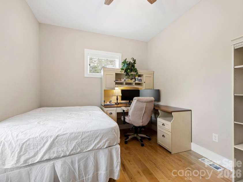 7 May Street, Asheville, NC 28803.  MLS# CAR4398974, YatesRealty ID 37373. 
