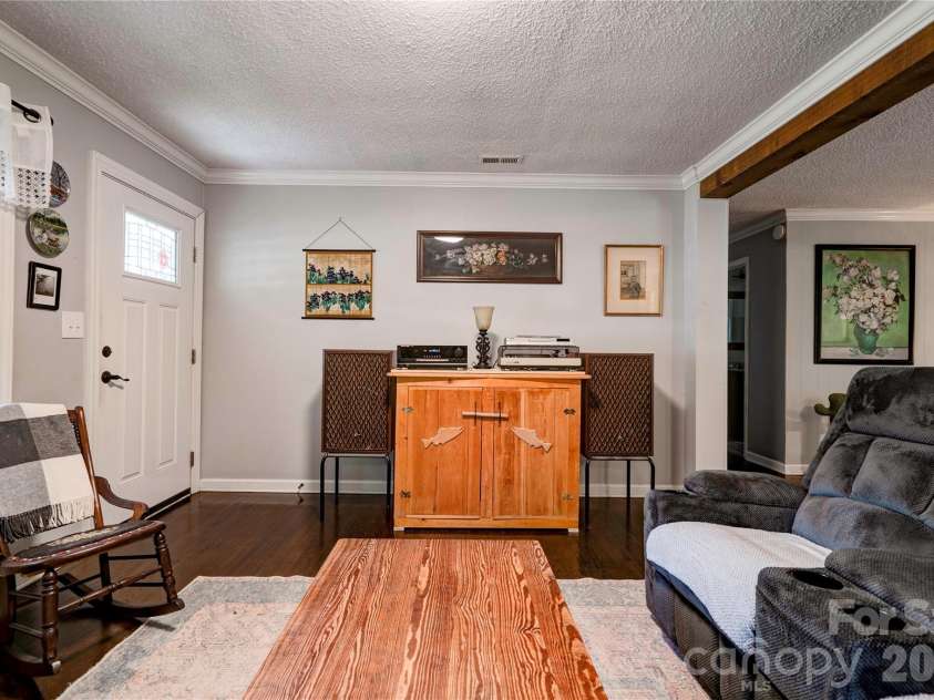 624 Ware Road, Shelby, NC 28152.  MLS# CAR4399457, YatesRealty ID 37374. 