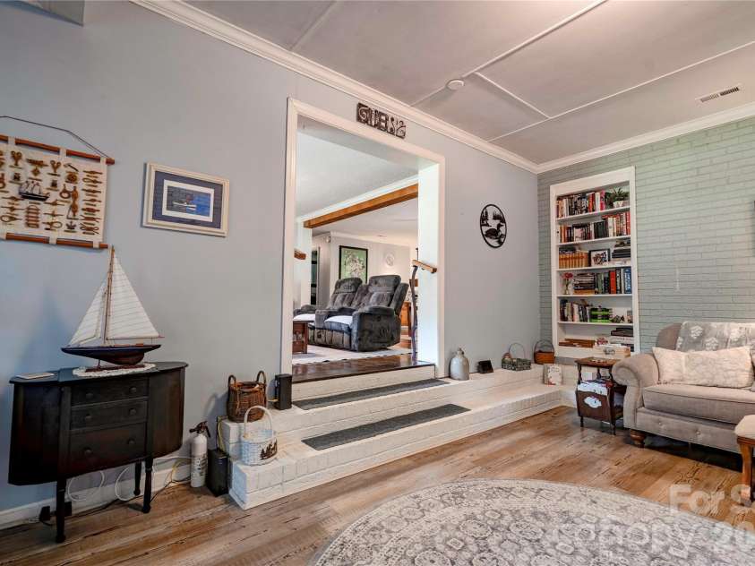 624 Ware Road, Shelby, NC 28152.  MLS# CAR4399457, YatesRealty ID 37374. 