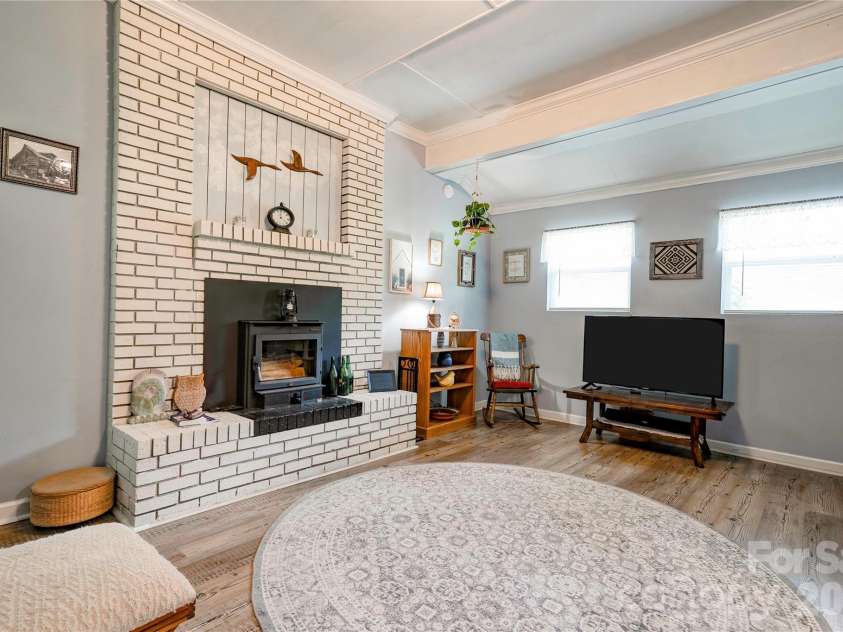624 Ware Road, Shelby, NC 28152.  MLS# CAR4399457, YatesRealty ID 37374. 