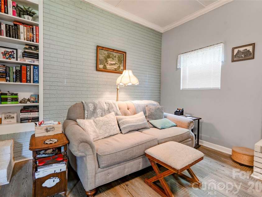 624 Ware Road, Shelby, NC 28152.  MLS# CAR4399457, YatesRealty ID 37374. 