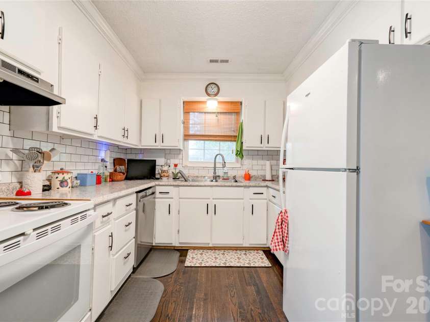 624 Ware Road, Shelby, NC 28152.  MLS# CAR4399457, YatesRealty ID 37374. 