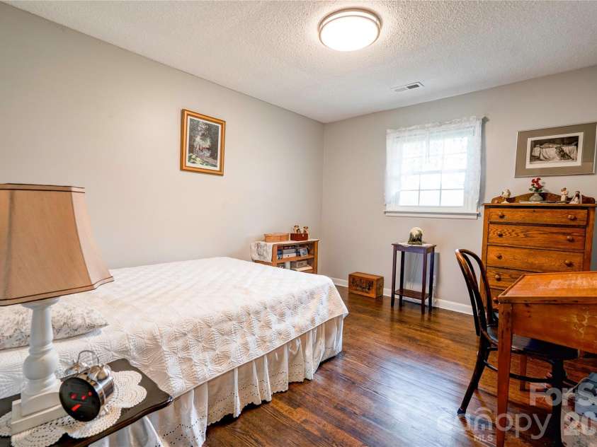 624 Ware Road, Shelby, NC 28152.  MLS# CAR4399457, YatesRealty ID 37374. 