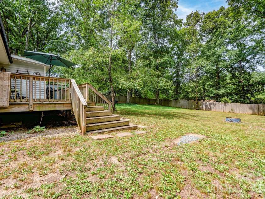 624 Ware Road, Shelby, NC 28152.  MLS# CAR4399457, YatesRealty ID 37374. 