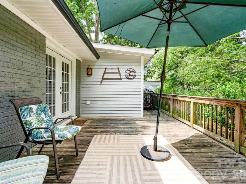 624 Ware Road, Shelby, NC 28152.  MLS# CAR4399457, YatesRealty ID 37374. 