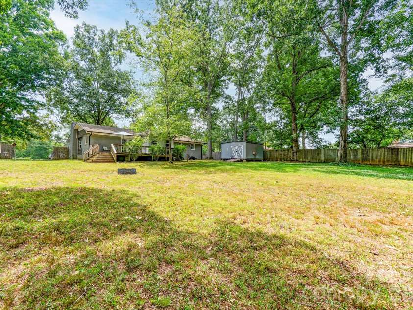 624 Ware Road, Shelby, NC 28152.  MLS# CAR4399457, YatesRealty ID 37374. 