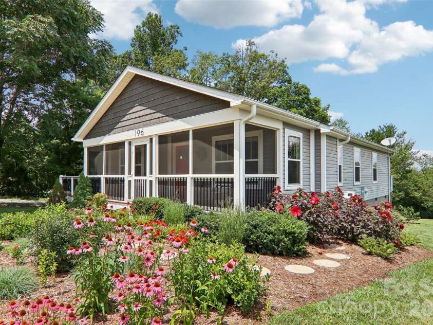 196 Tipton Hill Road, Leicester, NC 28748.  MLS# CAR4402403, YatesRealty ID 37377. 
