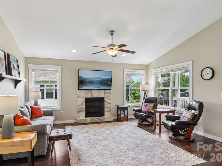 196 Tipton Hill Road, Leicester, NC 28748.  MLS# CAR4402403, YatesRealty ID 37377. 