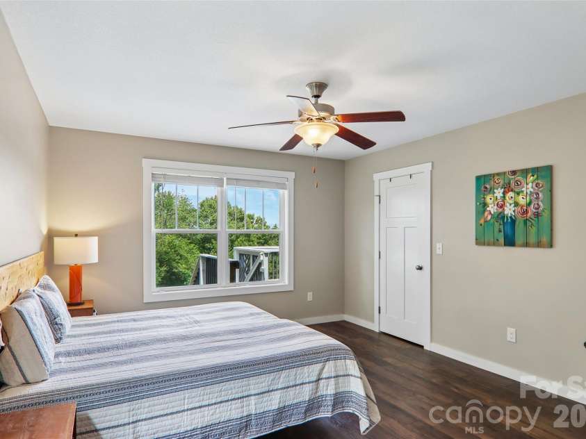196 Tipton Hill Road, Leicester, NC 28748.  MLS# CAR4402403, YatesRealty ID 37377. 