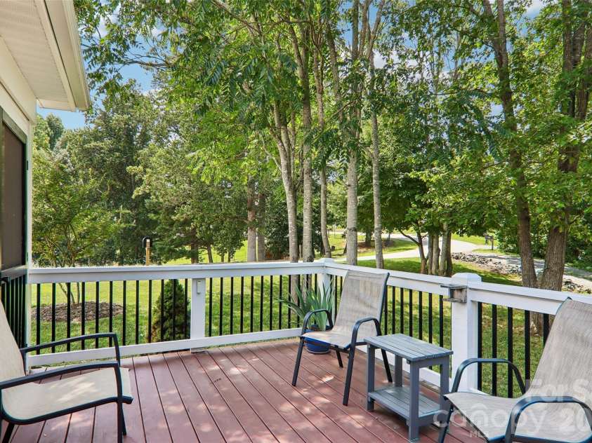 196 Tipton Hill Road, Leicester, NC 28748.  MLS# CAR4402403, YatesRealty ID 37377. 