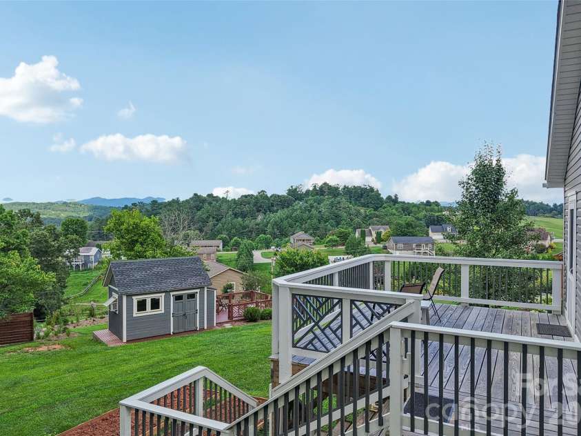 196 Tipton Hill Road, Leicester, NC 28748.  MLS# CAR4402403, YatesRealty ID 37377. 