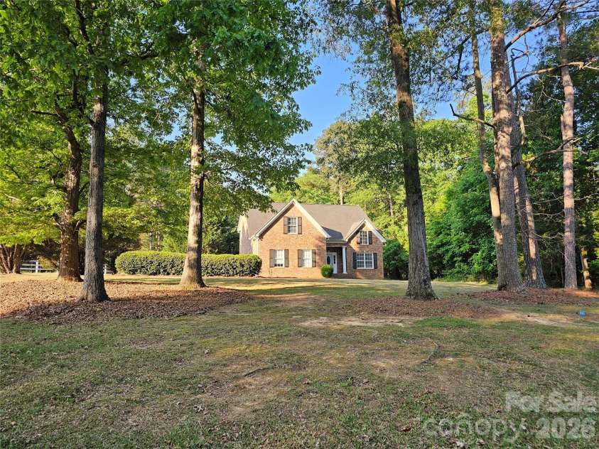 2843 Lakeshore Drive, Chester, SC 29706.  MLS# CAR4372789, YatesRealty ID 37378. 