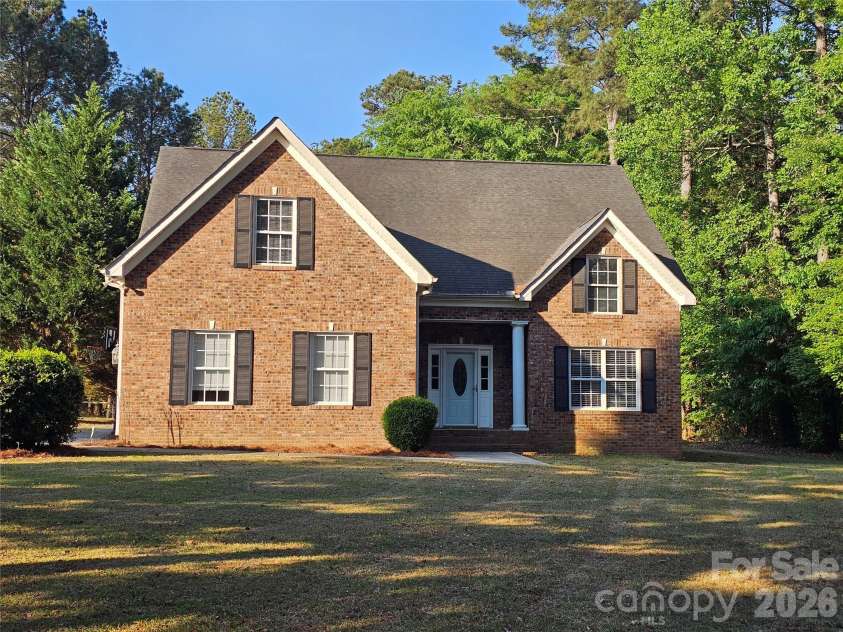 2843 Lakeshore Drive, Chester, SC 29706.  MLS# CAR4372789, YatesRealty ID 37378. 