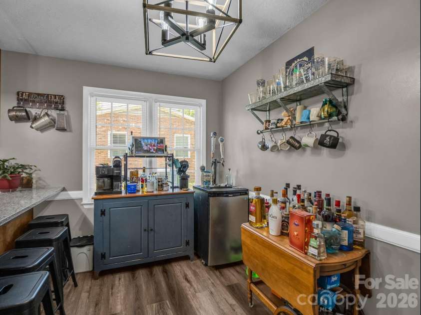 816 Rhodann Drive, Shelby, NC 28152.  MLS# CAR4387818, YatesRealty ID 37379. Breakfast nook