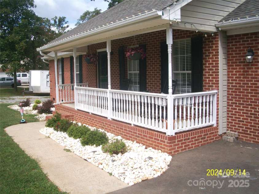 3905 Autumn Wood Drive, Monroe, NC 28112.  MLS# CAR4179604, YatesRealty ID 3738. 