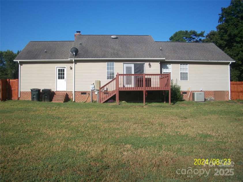 3905 Autumn Wood Drive, Monroe, NC 28112.  MLS# CAR4179604, YatesRealty ID 3738. 
