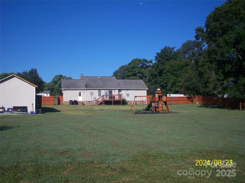 3905 Autumn Wood Drive, Monroe, NC 28112.  MLS# CAR4179604, YatesRealty ID 3738. 