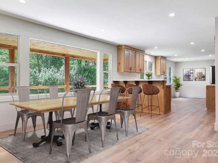 7321 Greenville Highway, Brevard, NC 28712.  MLS# CAR4302860, YatesRealty ID 3738. Dining Area