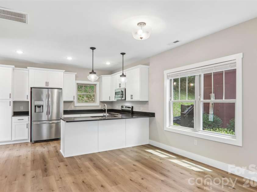 76 Wheeler Road, Weaverville, NC 28787.  MLS# CAR4401304, YatesRealty ID 37380. 