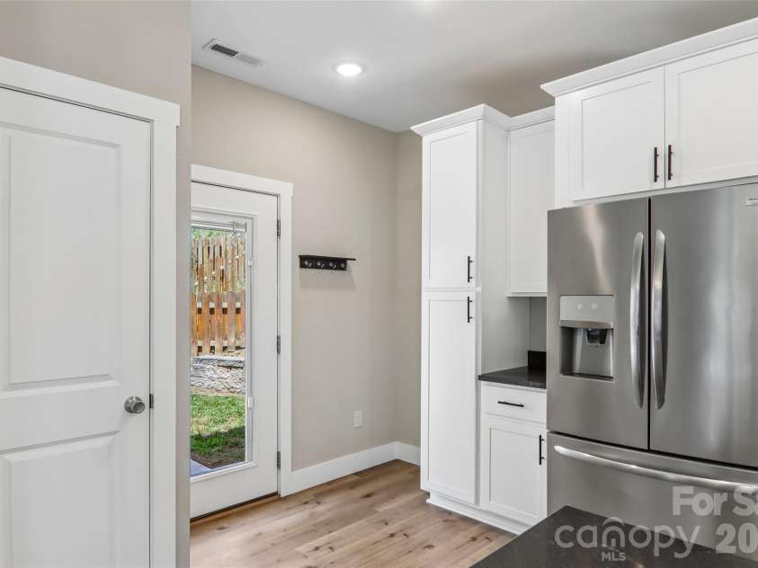 76 Wheeler Road, Weaverville, NC 28787.  MLS# CAR4401304, YatesRealty ID 37380. 