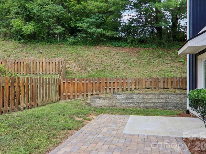 76 Wheeler Road, Weaverville, NC 28787.  MLS# CAR4401304, YatesRealty ID 37380. 