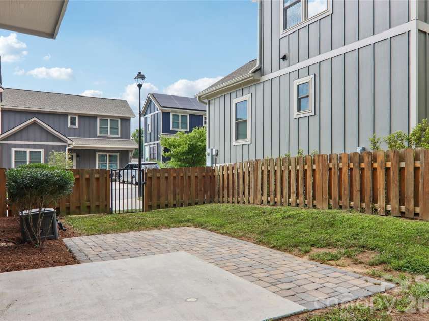 76 Wheeler Road, Weaverville, NC 28787.  MLS# CAR4401304, YatesRealty ID 37380. 